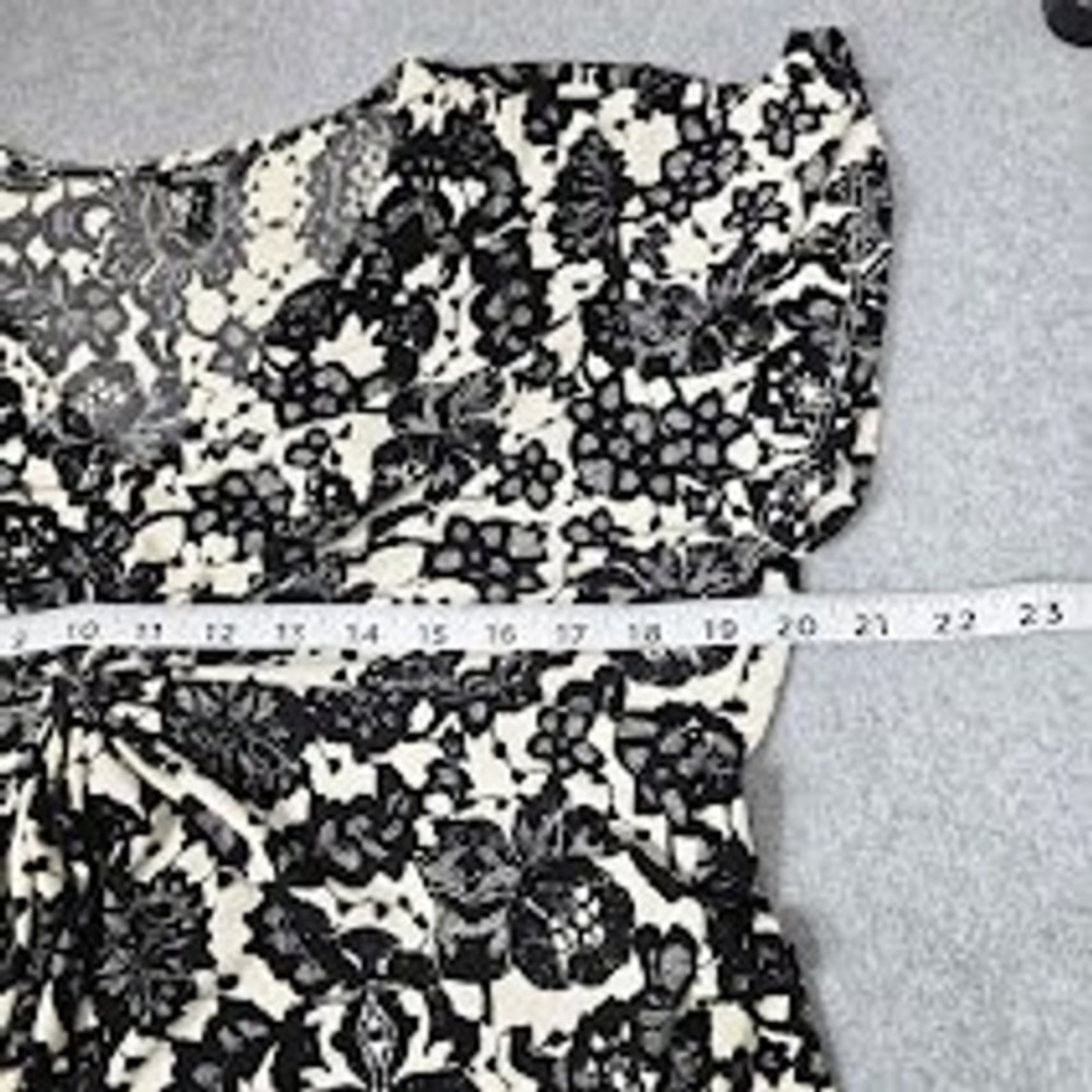 Daisy Fuentes Petites Babydoll Top XL P Floral Twist V-Neck Whimsigoth Office - Picture 4 of 9